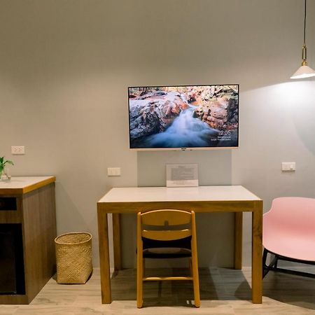 Madonna Hometel And Suites New Pandan Panabo Esterno foto
