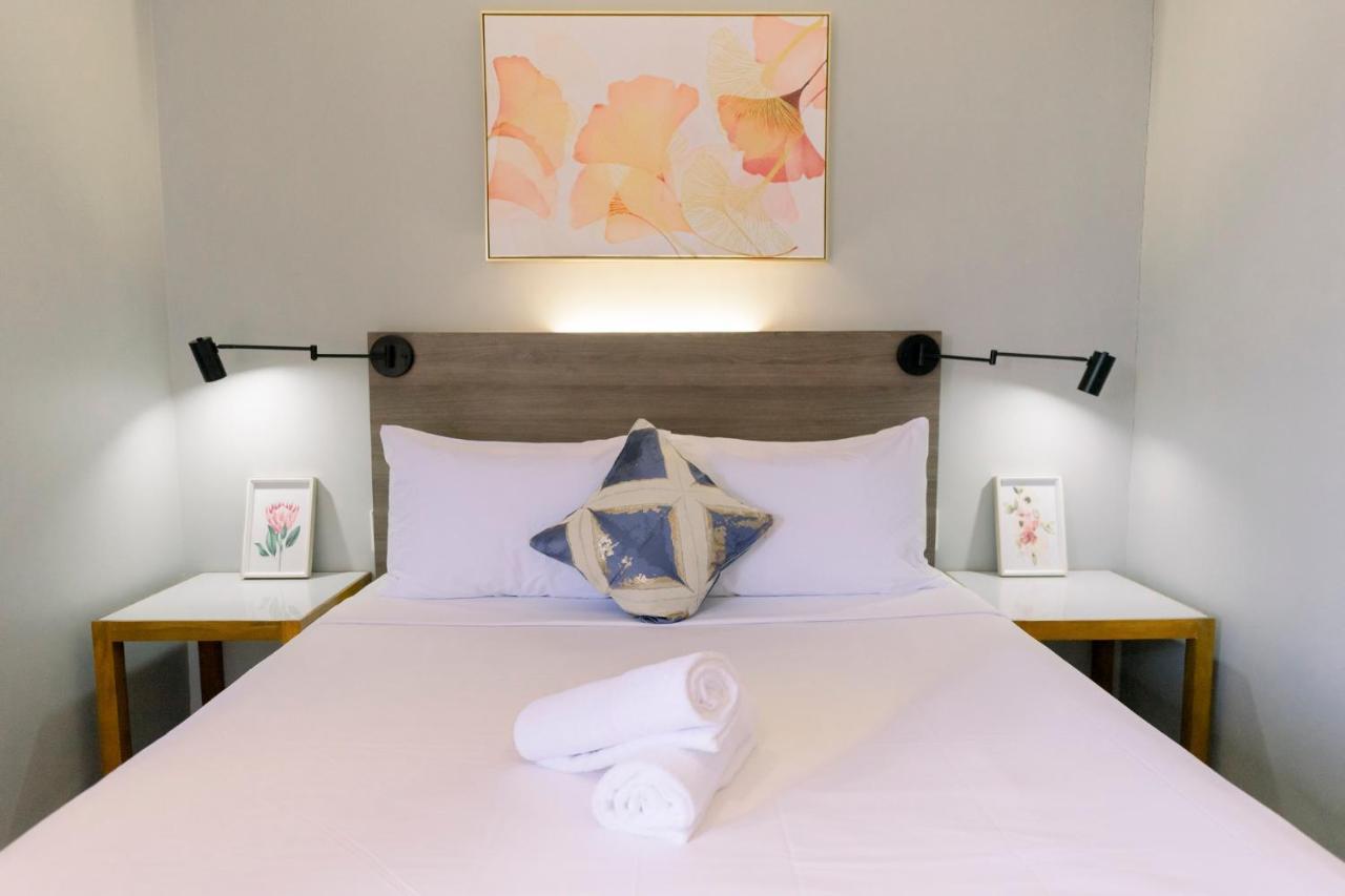 Madonna Hometel And Suites New Pandan Panabo Esterno foto