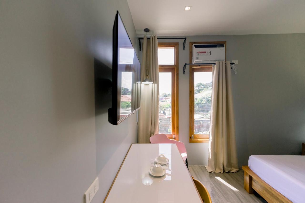 Madonna Hometel And Suites New Pandan Panabo Esterno foto