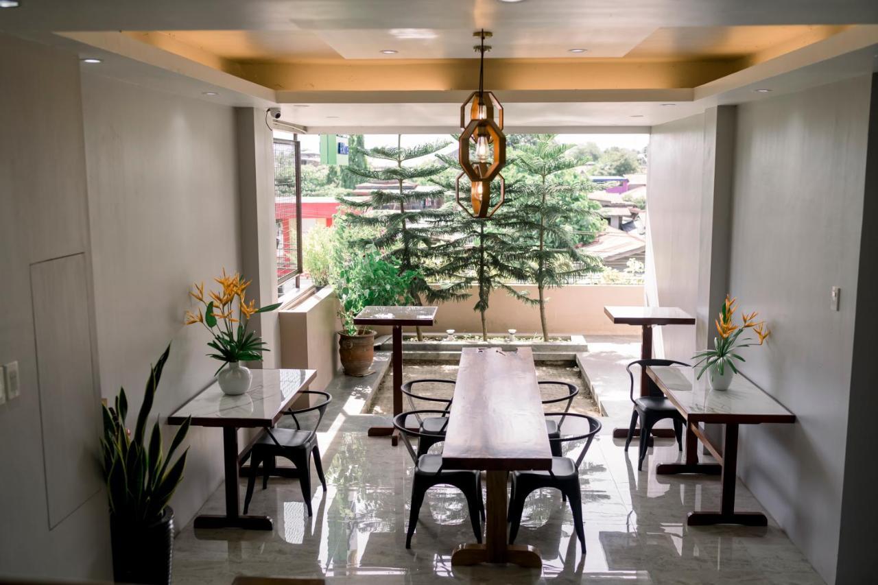 Madonna Hometel And Suites New Pandan Panabo Esterno foto