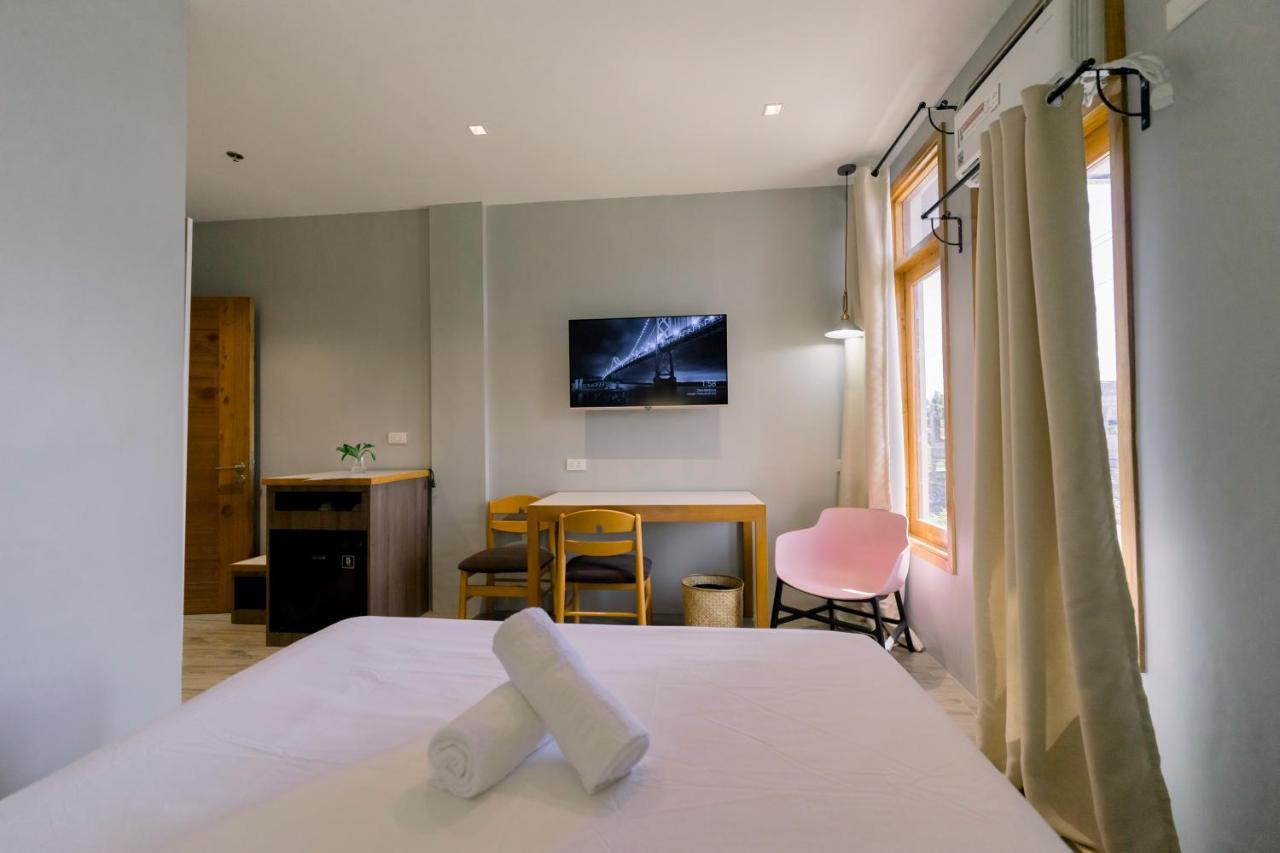 Madonna Hometel And Suites New Pandan Panabo Esterno foto